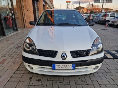 RENAULT Clio 2ª serie