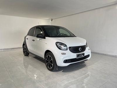 SMART FORFOUR 2015 5 PORTE 75 CV X NEOPATENTATI