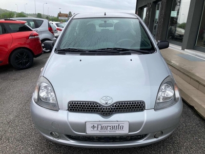 Toyota Yaris 1.3i 16V