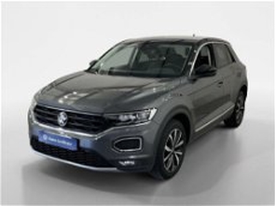 Volkswagen T-Roc 1.0 TSI Style BlueMotion Technology del 2021 usata a Massa