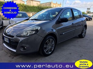 2011 RENAULT Clio