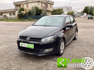 2013 VOLKSWAGEN Polo