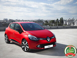 2015 RENAULT Clio