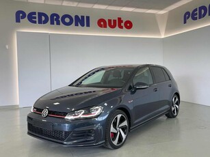 2020 VOLKSWAGEN Golf GTI