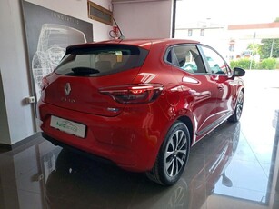 Renault Clio E-Tech 140 CV