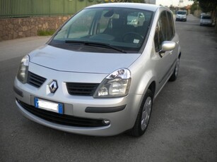 Renault Modus 1.5 dCi 85CV