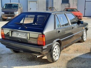 Usato 1988 Lancia Delta 1.6 Benzin 140 CV (14.999 €)