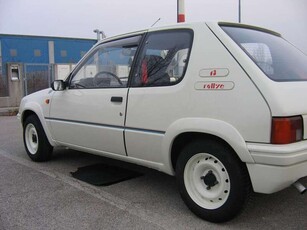 Usato 1988 Peugeot 205 1.3 Benzin 101 CV (18.000 €)