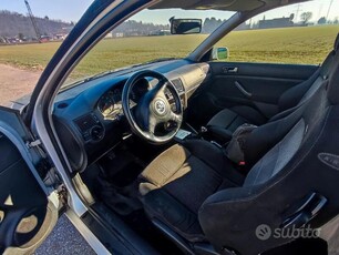 Usato 1998 VW Golf IV 2.0 Benzin 150 CV (7.000 €)