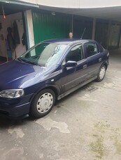 Usato 2002 Opel Astra 1.4 Benzin 90 CV (2.000 €)