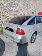 Usato 2002 Opel Vectra 1.6 Benzin 101 CV (500 €)