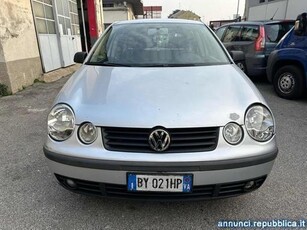 Usato 2002 VW Polo 1.2 Benzin 64 CV (2.390 €)