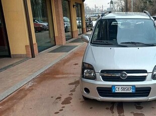 Usato 2005 Opel Agila 1.2 Benzin 80 CV (2.500 €)