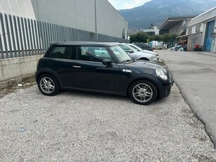 Usato 2007 Mini Cooper S 1.6 Benzin 175 CV (7.000 €)