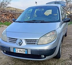 Usato 2007 Renault Scénic II 2.0 Diesel 150 CV (1.250 €)