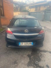 Usato 2008 Opel Astra 1.7 Diesel 60 CV (1.200 €)