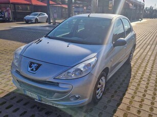 Usato 2009 Peugeot 206+ 1.1 Benzin 60 CV (3.000 €)