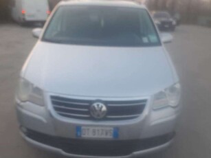 Usato 2009 VW Touran 1.9 Diesel 105 CV (3.000 €)