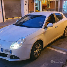 Usato 2010 Alfa Romeo Giulietta 1.6 Diesel 109 CV (7.500 €)