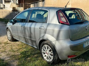 Usato 2010 Fiat Punto Evo 1.2 Diesel 90 CV (3.500 €)