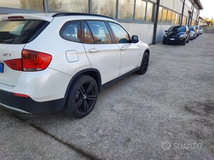 Usato 2011 BMW X1 2.0 Diesel 143 CV (11.200 €)