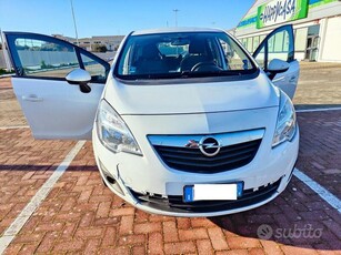 Usato 2011 Opel Meriva 1.7 Diesel 110 CV (3.800 €)