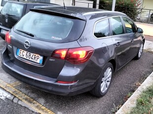 Usato 2012 Opel Astra 1.7 Diesel 110 CV (5.800 €)