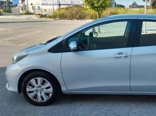 Usato 2012 Toyota Yaris 1.0 Benzin 69 CV (6.900 €)