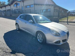 Usato 2013 Alfa Romeo Giulietta 1.6 Diesel 109 CV (11.000 €)