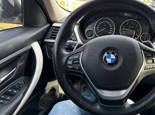 Usato 2013 BMW 330 3.0 Diesel 258 CV (16.500 €)