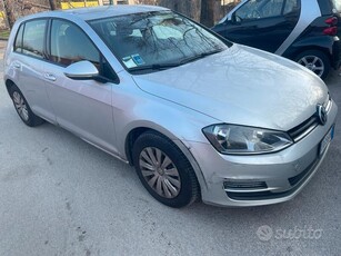 Usato 2013 VW Golf 1.6 Diesel 110 CV (7.900 €)