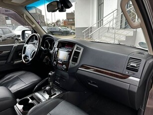 Usato 2014 Mitsubishi Pajero 3.2 Diesel 200 CV (30.900 €)