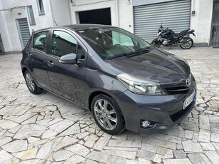 Usato 2014 Toyota Yaris 1.4 Diesel 90 CV (7.800 €)