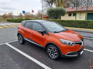 Usato 2015 Renault Captur 0.9 Benzin 90 CV (11.900 €)