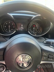 Usato 2016 Alfa Romeo Giulia 2.1 Diesel 180 CV (21.000 €)