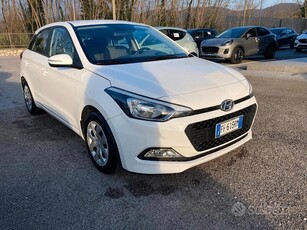 Usato 2016 Hyundai i20 1.1 Diesel 75 CV (9.500 €)