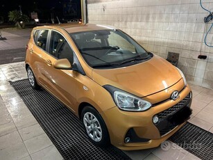 Usato 2017 Hyundai i10 1.0 Benzin 66 CV (10.500 €)