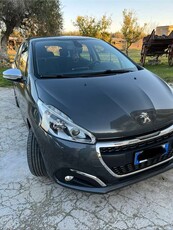 Usato 2017 Peugeot 208 1.6 Diesel 75 CV (12.500 €)