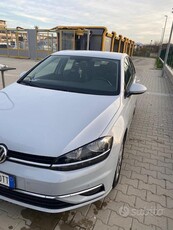 Usato 2017 VW Golf VII 1.6 Diesel 116 CV (14.200 €)