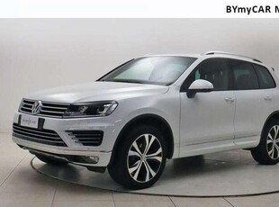 Usato 2017 VW Touareg 3.0 Diesel 262 CV (28.000 €)