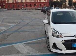 Usato 2018 Hyundai i10 Benzin (8.000 €)