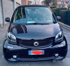 Usato 2018 Smart ForTwo Coupé 1.0 Benzin 71 CV (13.500 €)