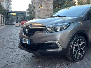 Usato 2019 Renault Captur 0.9 Benzin 90 CV (14.600 €)