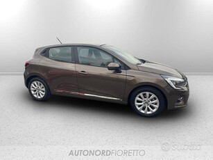 Usato 2021 Renault Clio V 1.6 El_Hybrid 140 CV (15.900 €)