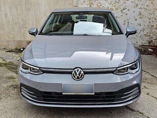 Usato 2021 VW Golf VIII 1.5 CNG_Hybrid 131 CV (22.900 €)