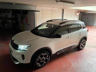 Usato 2022 Citroën C5 Aircross 1.2 Benzin 131 CV (32.000 €)