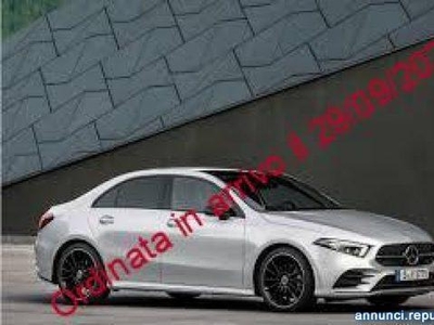 Usato 2022 Mercedes A180 1.3 El_Hybrid 135 CV (33.920 €)
