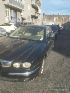 Usato 2005 Jaguar X-type 2.0 Diesel 131 CV (800 €)