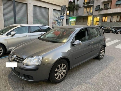 VOLKSWAGEN Golf 5ª serie