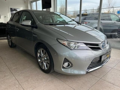 Toyota Auris 1.8 Hybrid Lounge usato